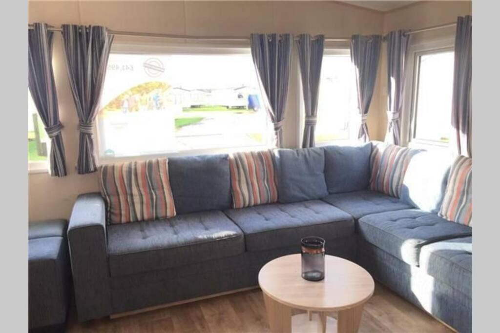 8 Berth Caravan At Parkdean Camber Sands Buitenkant foto
